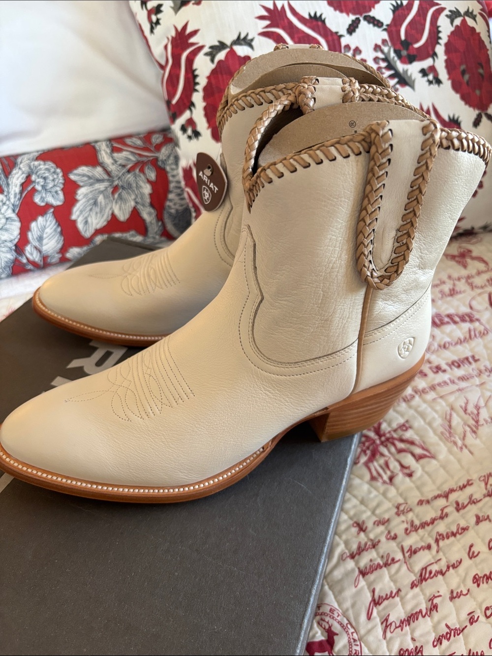 NWT Ariat Cream Leather Cora Sterling Braided Ankle Boots SIZE 11B